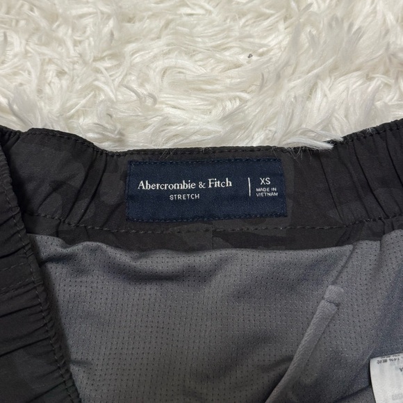 Abercrombiebie & Fitch Athletic Shorts Black Camo Shorts Black Athletic Shorts - Picture 3 of 5
